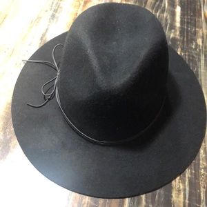 LAST MINUTE TOUCH! Fedora